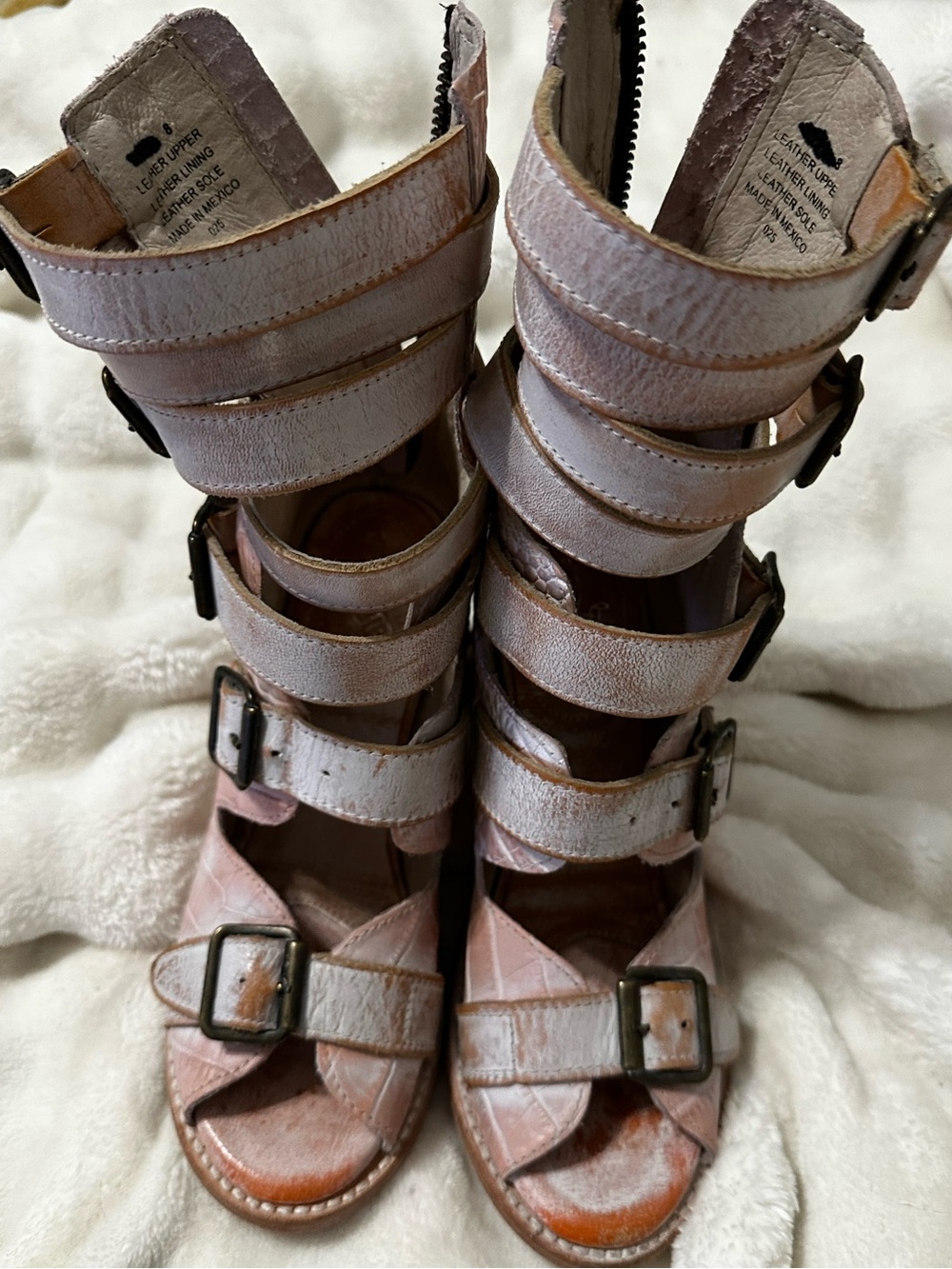 Freebird Bond Women's Strappy Buckle Gladiator Sandals - Pink